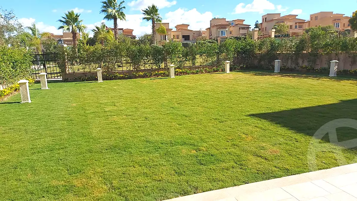 https://aqarmap.com.eg/ar/listing/7319780-for-rent-cairo-el-sheikh-zayed-city-compounds-royal-meadows