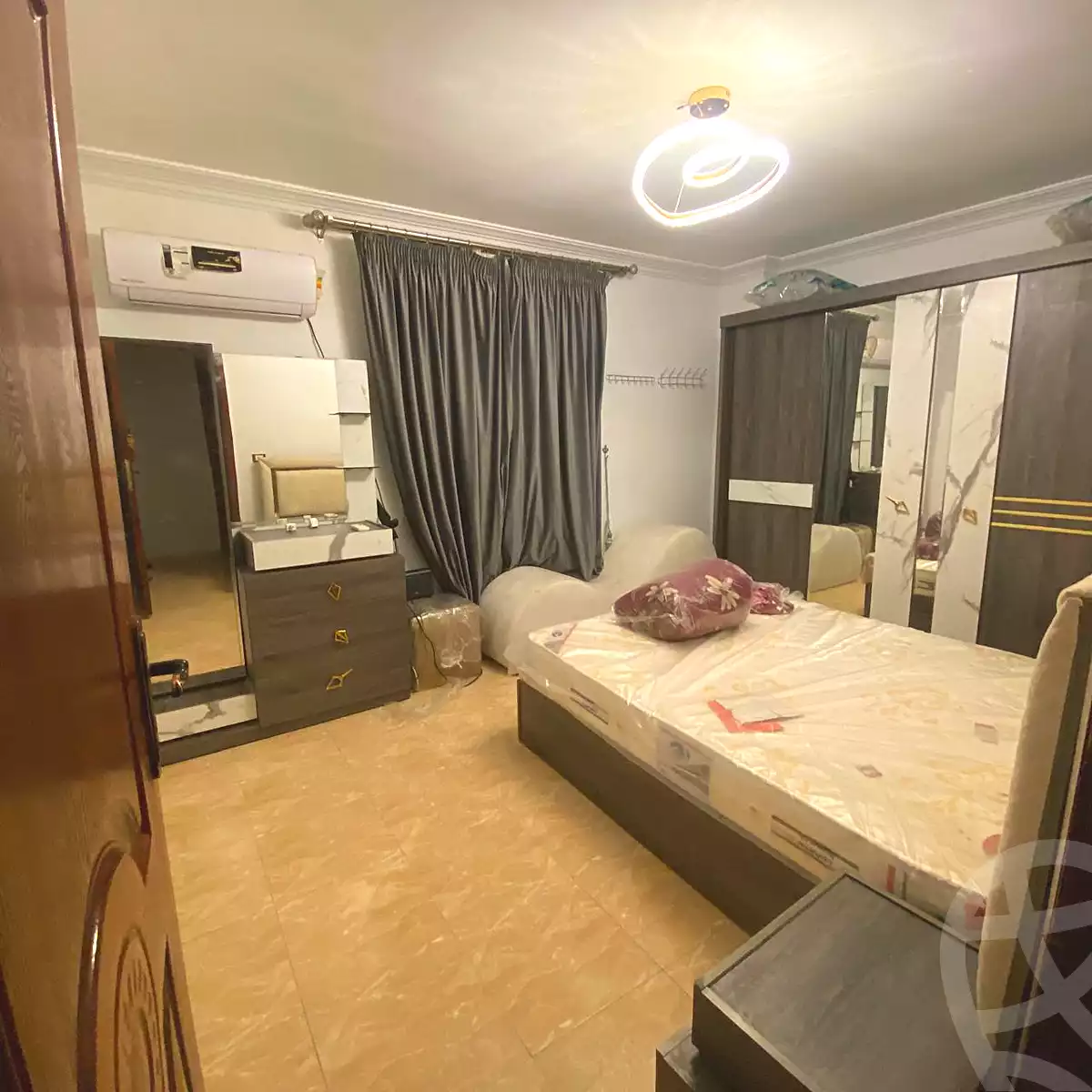 https://aqarmap.com.eg/ar/listing/7319943-for-rent-cairo-6th-of-october-el-ahyaa-neighborhood-2nd-divided-from-al-kafrawei-st