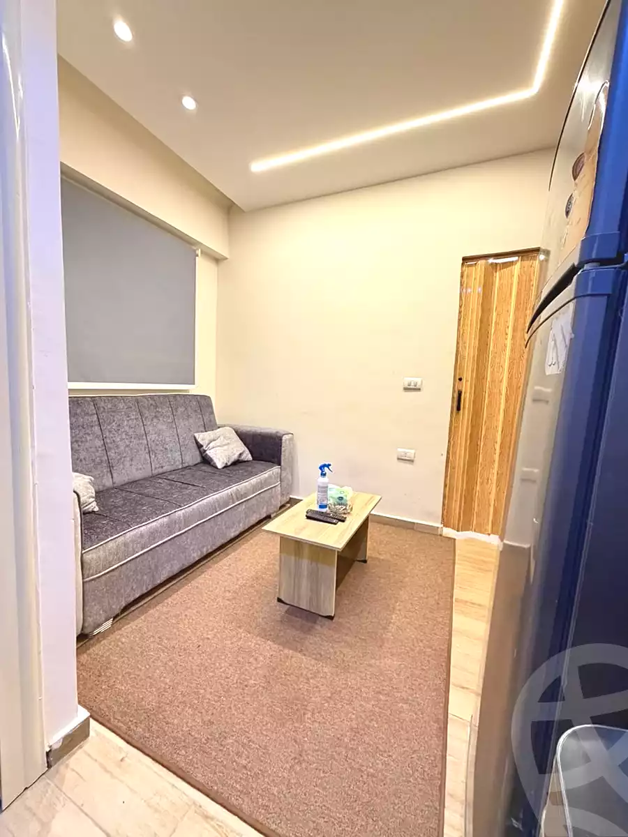 https://aqarmap.com.eg/ar/listing/7320048-for-rent-cairo-6th-of-october-el-ahyaa-neighborhood-1st-eighth-neighborhood