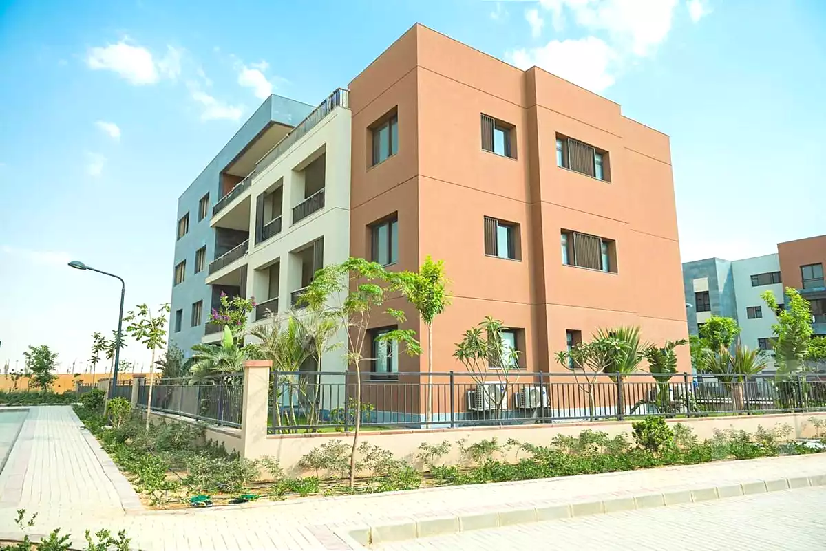 https://aqarmap.com.eg/ar/listing/7320068-for-sale-cairo-new-cairo-6th-settlement-compounds-crescent-walk-compound-marakez