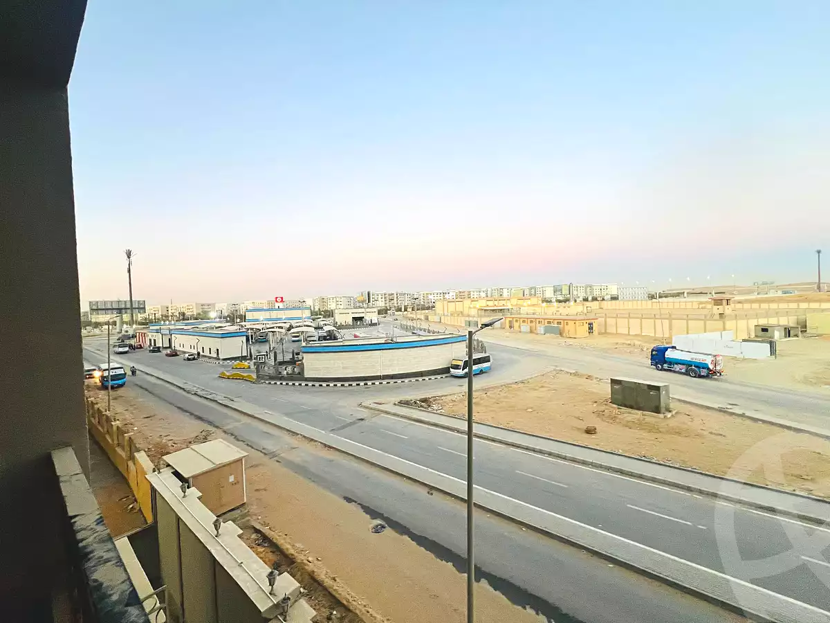 https://aqarmap.com.eg/ar/listing/7320268-for-sale-cairo-new-cairo-6th-settlement-compounds-home-residence-home-town