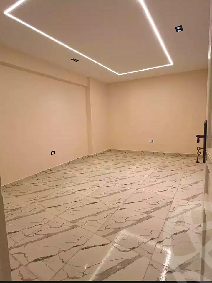 https://aqarmap.com.eg/ar/listing/7320161-for-sale-alexandria-al-agamy-lbytsh-bianchiii