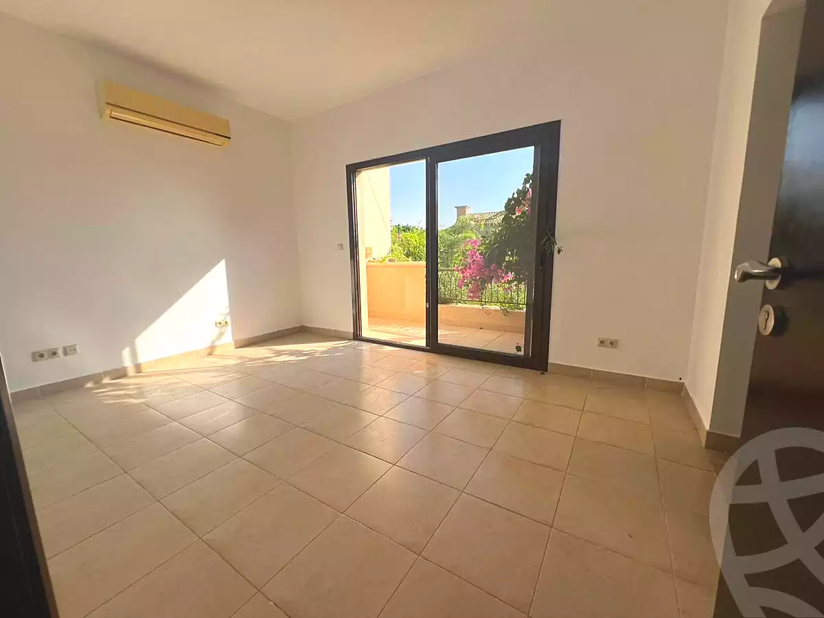 https://aqarmap.com.eg/ar/listing/7320592-for-sale-cairo-new-cairo-compounds-mivida-mivida-parcel-2