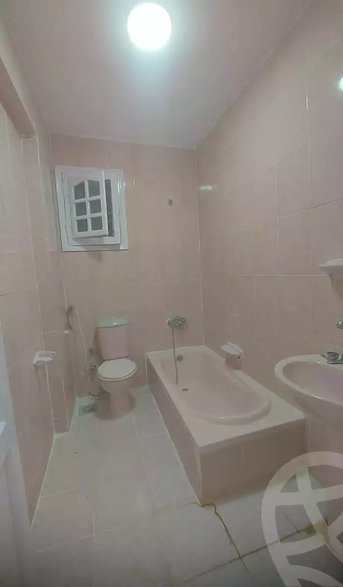 https://aqarmap.com.eg/ar/listing/7320640-for-sale-alexandria-al-agamy-shataa-el-nakheel