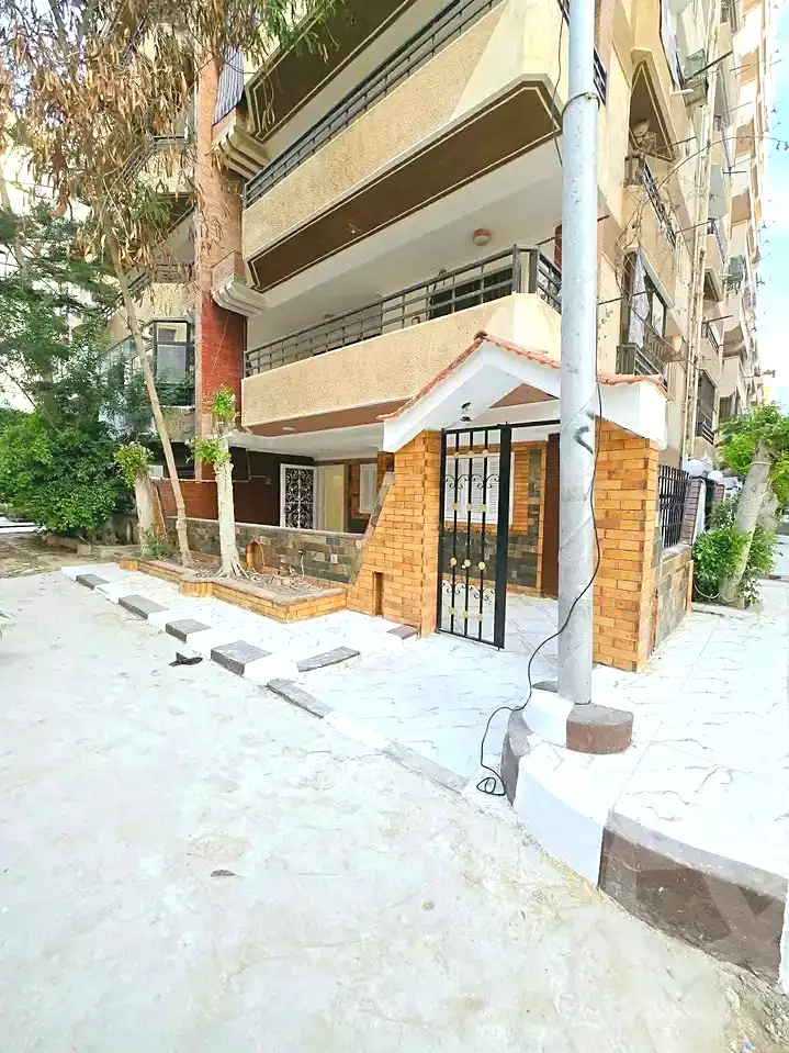 https://aqarmap.com.eg/en/listing/7320803-for-sale-alexandria-al-agamy-shataa-el-nakheel