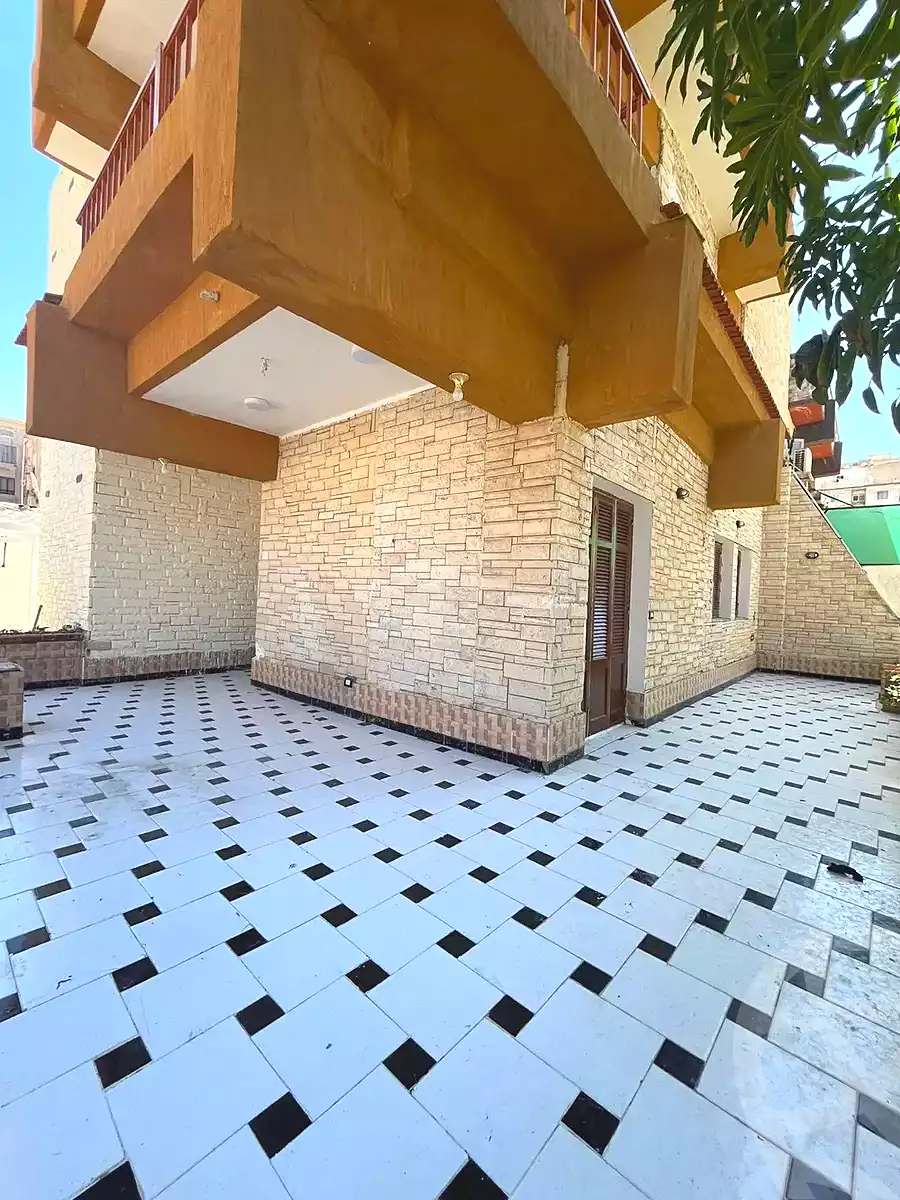 https://aqarmap.com.eg/ar/listing/7320865-for-sale-alexandria-al-agamy-el-hanouvel-el-zahraa-city-st