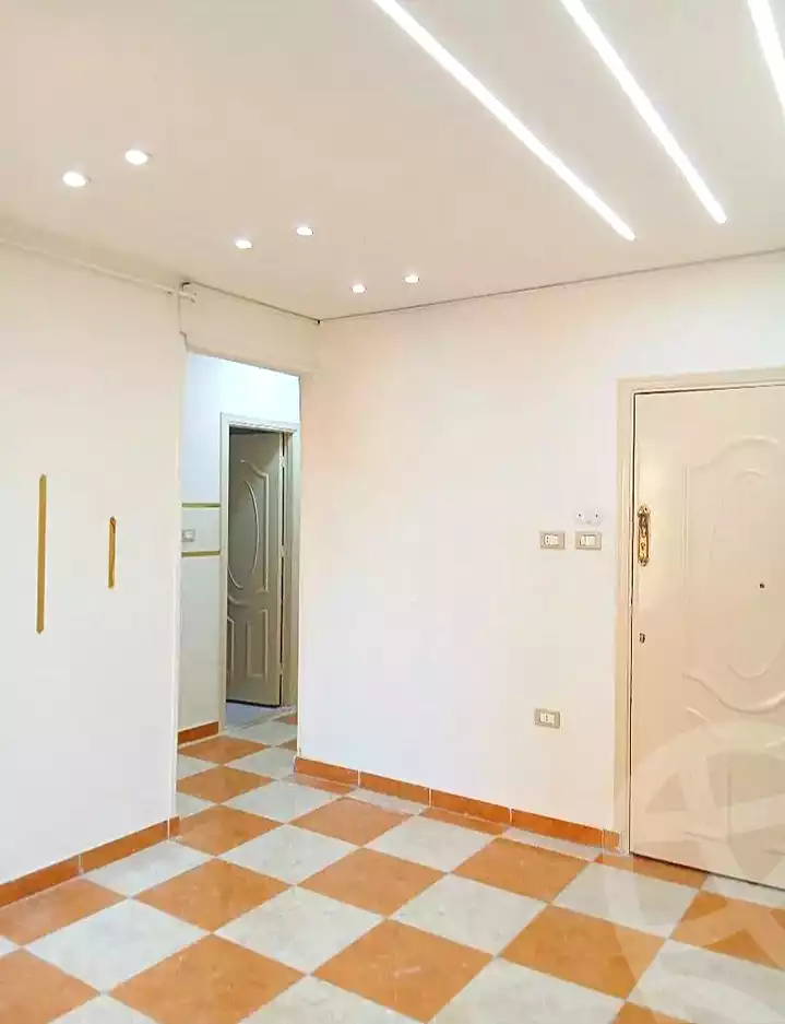 https://aqarmap.com.eg/ar/listing/7320946-for-sale-alexandria-el-asafra-shr-45