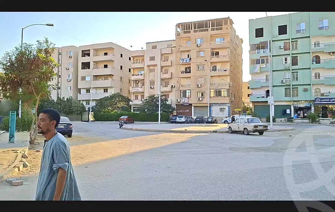 https://aqarmap.com.eg/ar/listing/7320947-for-sale-cairo-6th-of-october-el-ahyaa-neighborhood-5th-no-4-st