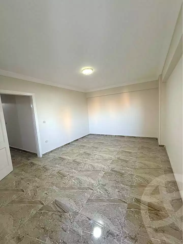 https://aqarmap.com.eg/en/listing/7321127-for-sale-alexandria-el-asafra