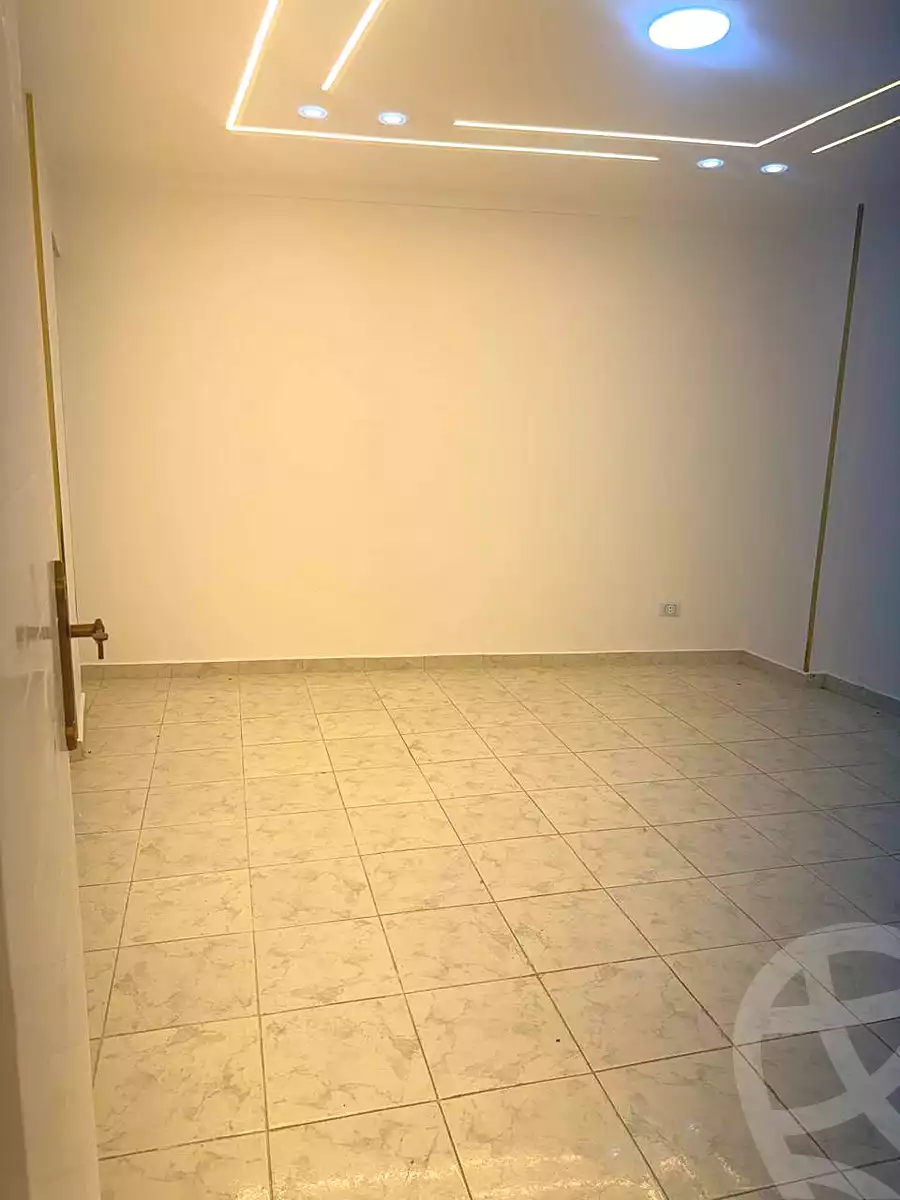 https://aqarmap.com.eg/en/listing/7321147-for-sale-alexandria-sydy-bshr-sydy-bshr-bhry-shr-khld-bn-lwlyd