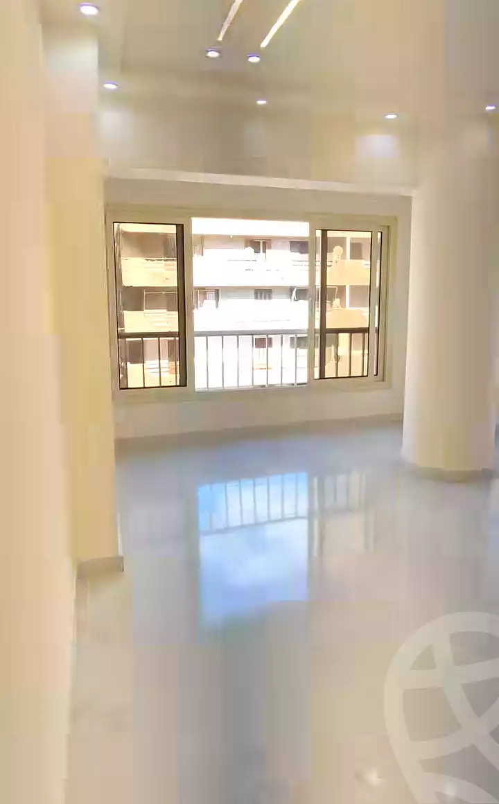 https://aqarmap.com.eg/en/listing/7321215-for-sale-alexandria-al-agamy-lbytsh