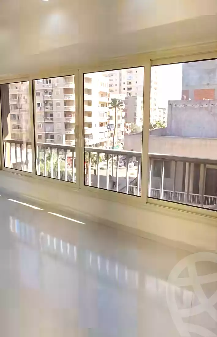https://aqarmap.com.eg/en/listing/7321215-for-sale-alexandria-al-agamy-lbytsh