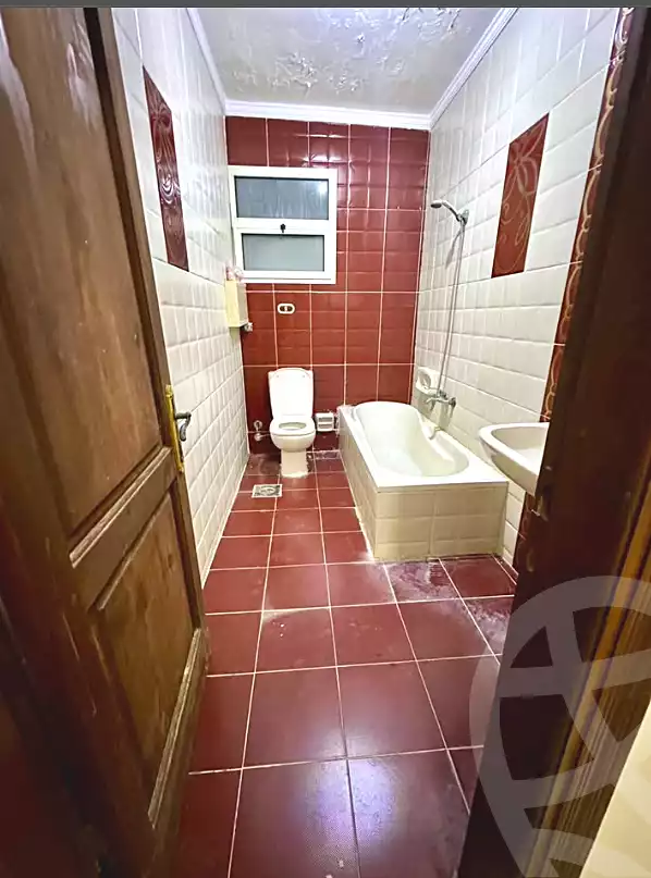 https://aqarmap.com.eg/ar/listing/7321241-for-rent-alexandria-sydy-bshr-sydy-bshr-bhry-shr-mhmwd-l-yswy