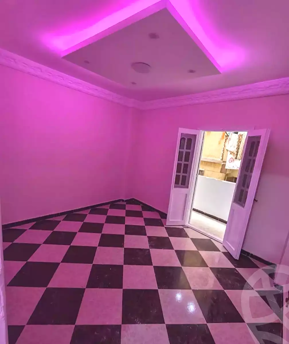 https://aqarmap.com.eg/en/listing/7321313-for-sale-alexandria-al-agamy-el-hanouvel-radwan-st