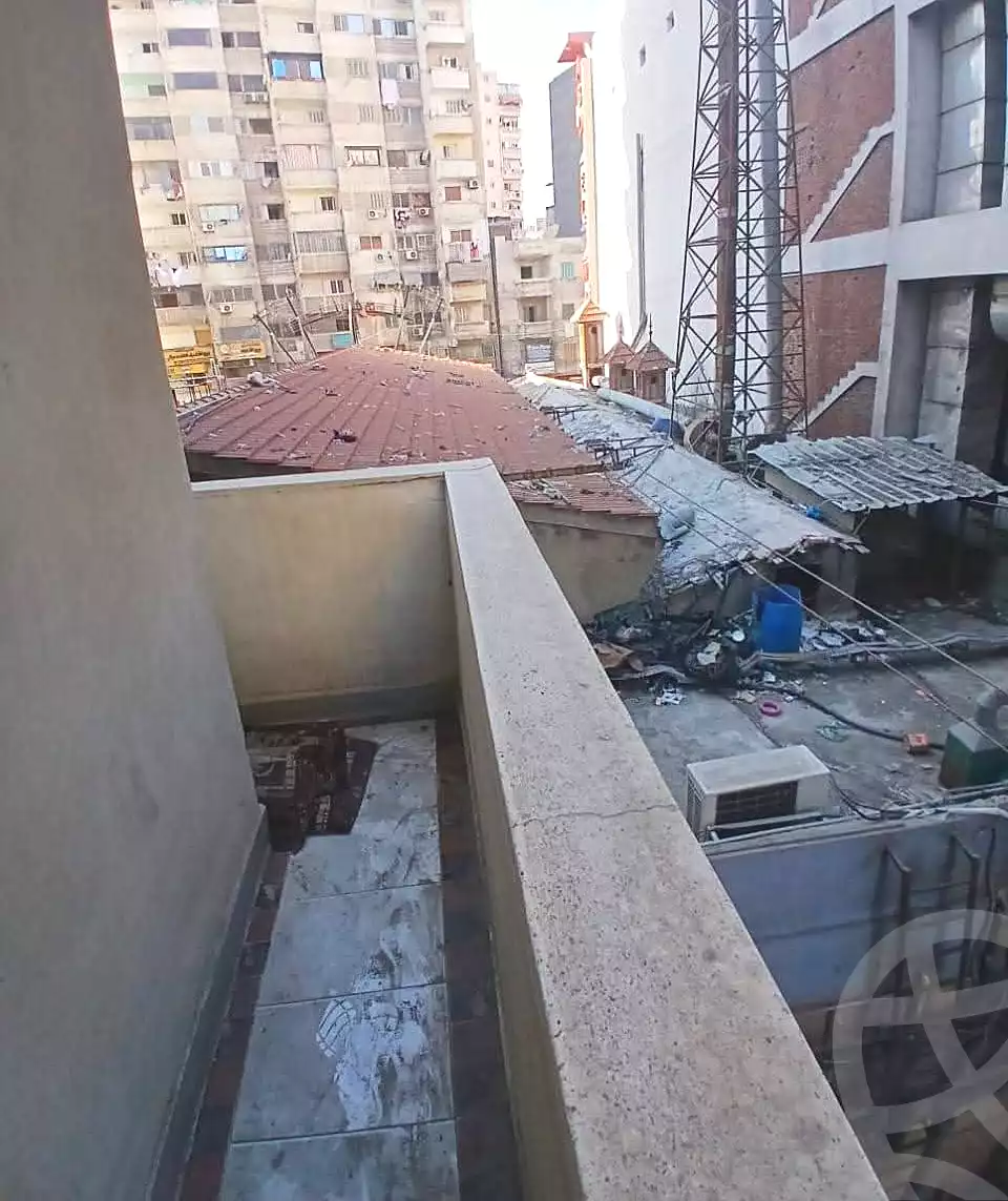 https://aqarmap.com.eg/en/listing/7321335-for-sale-alexandria-lsywf-shamaa