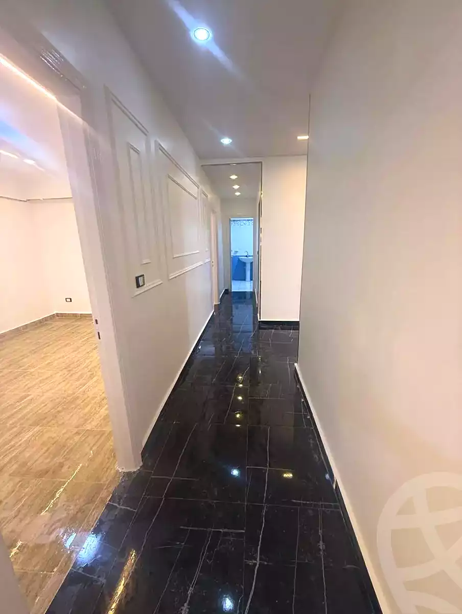 https://aqarmap.com.eg/ar/listing/7321511-for-sale-alexandria-sydy-bshr-sydy-bshr-bhry-street-16