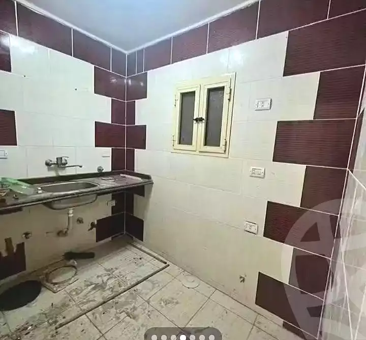 https://aqarmap.com.eg/ar/listing/7321612-for-sale-alexandria-al-agamy-lbytsh-el-saleheen-mosque-st
