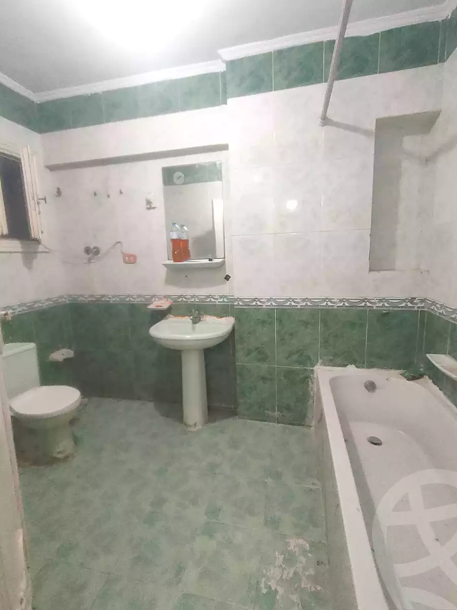 https://aqarmap.com.eg/en/listing/7321626-for-rent-alexandria-miami-shr-jml-bd-lnsr
