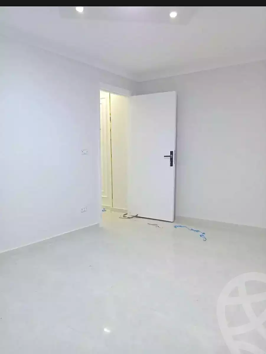 https://aqarmap.com.eg/en/listing/7321762-for-sale-alexandria-sydy-bshr-sydy-bshr-qbly-saif-st