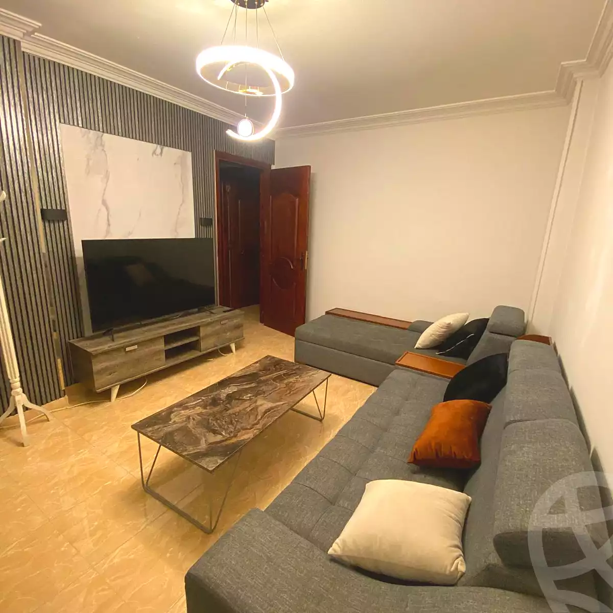 https://aqarmap.com.eg/ar/listing/7321775-for-rent-cairo-6th-of-october-el-ahyaa-neighborhood-2nd-divided-from-al-kafrawei-st
