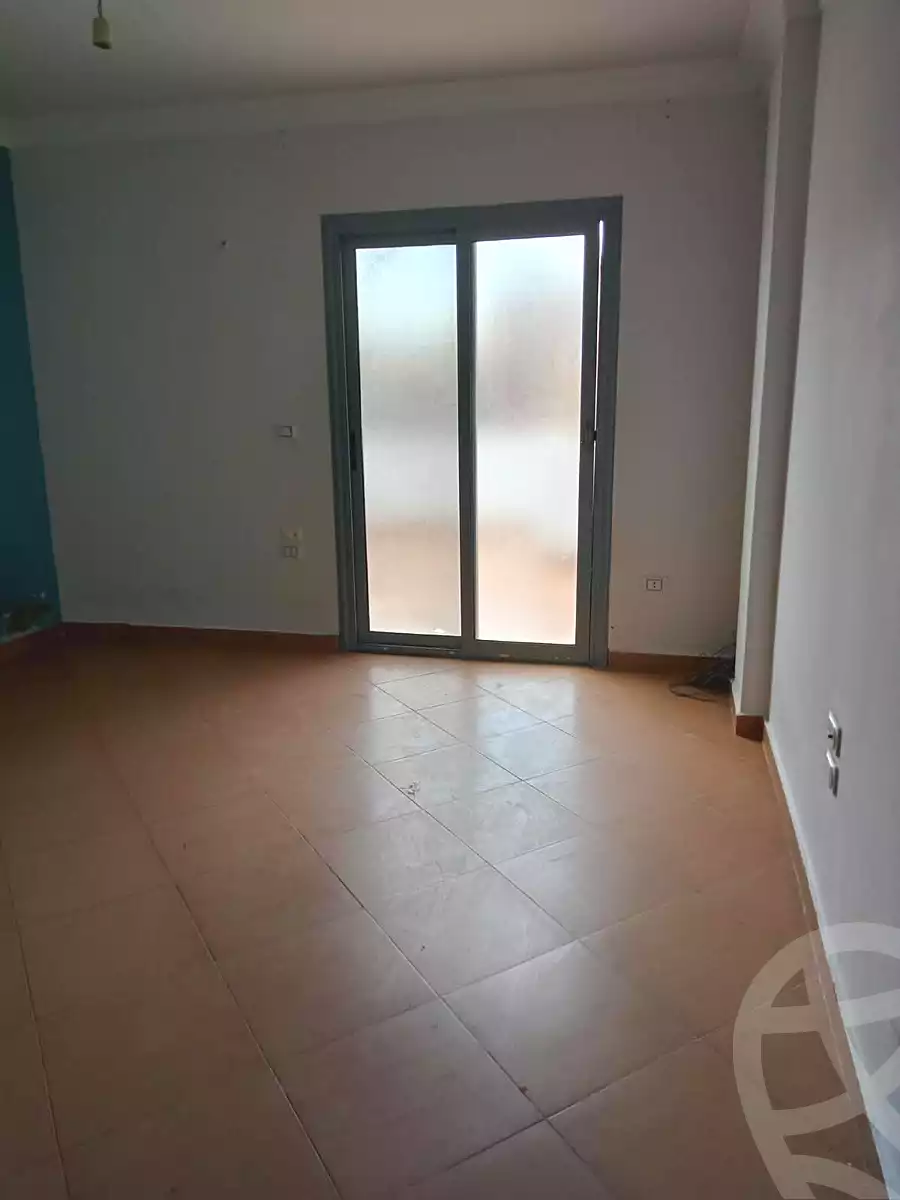 https://aqarmap.com.eg/ar/listing/7321947-for-rent-cairo-6th-of-october-el-ahyaa-neighborhood-4th-neighbourhood-2