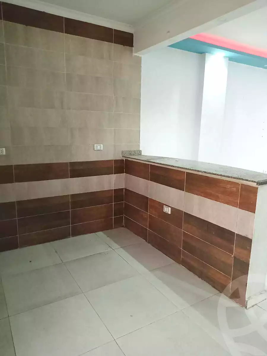 https://aqarmap.com.eg/ar/listing/7321947-for-rent-cairo-6th-of-october-el-ahyaa-neighborhood-4th-neighbourhood-2