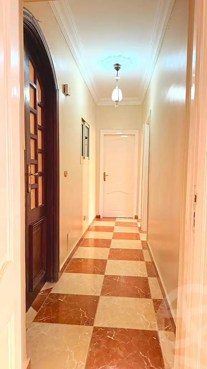 https://aqarmap.com.eg/ar/listing/7321981-for-sale-cairo-6th-of-october-el-ahyaa-neighborhood-2nd-divided-from-al-kafrawei-st