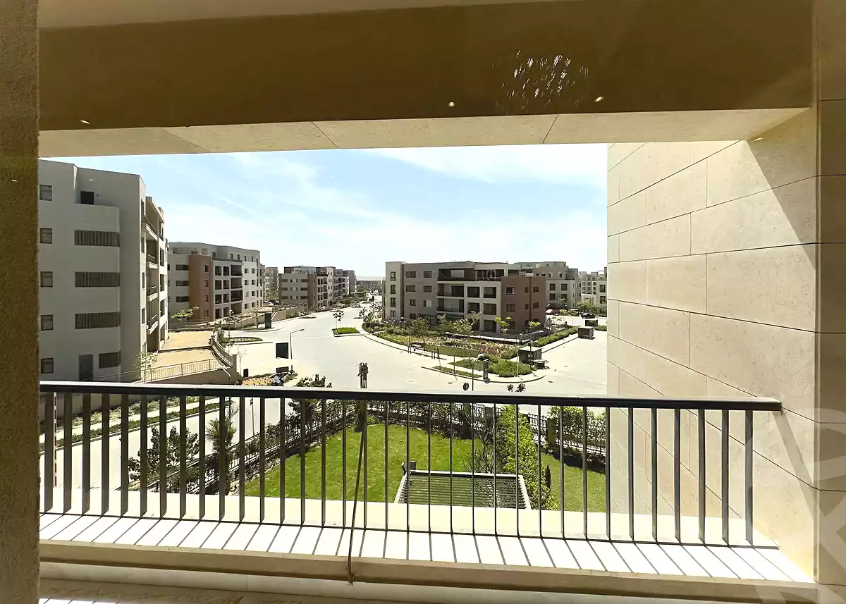 https://aqarmap.com.eg/en/listing/7322132-for-sale-cairo-new-cairo-compounds-district-5-the-plateau-district-5