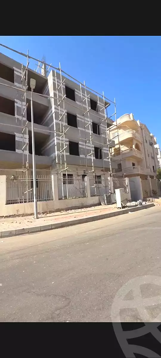 https://aqarmap.com.eg/en/listing/7322211-for-sale-cairo-el-sheikh-zayed-city-mntq-fr-y-bmdyn-lshykh-zyd