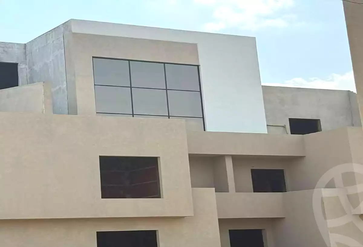 https://aqarmap.com.eg/ar/listing/7322350-for-sale-cairo-new-cairo-lmstqbl-syty-compounds-rosail-city-compound-khaled-sabry-holding