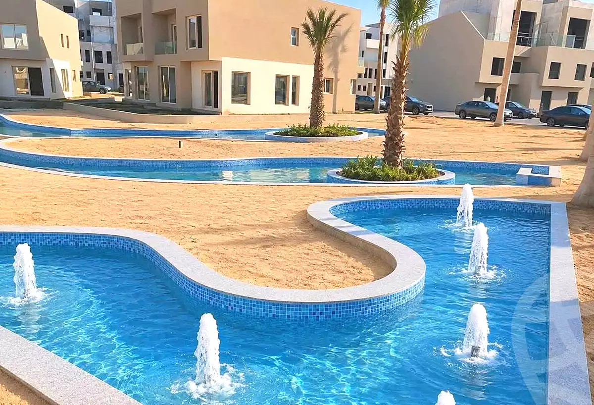 https://aqarmap.com.eg/ar/listing/7322350-for-sale-cairo-new-cairo-lmstqbl-syty-compounds-rosail-city-compound-khaled-sabry-holding