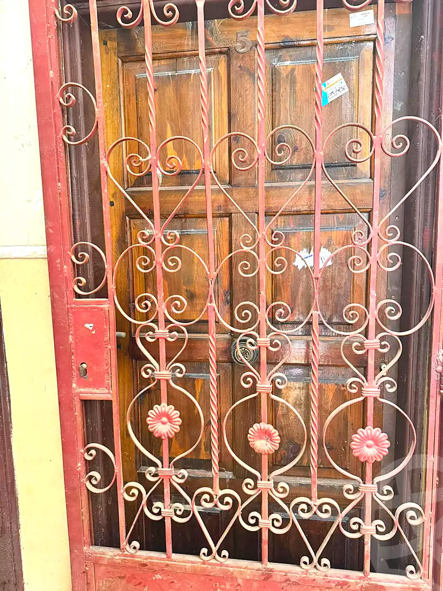 https://aqarmap.com.eg/ar/listing/7322372-for-sale-cairo-6th-of-october-el-ahyaa-neighborhood-5th-street-31