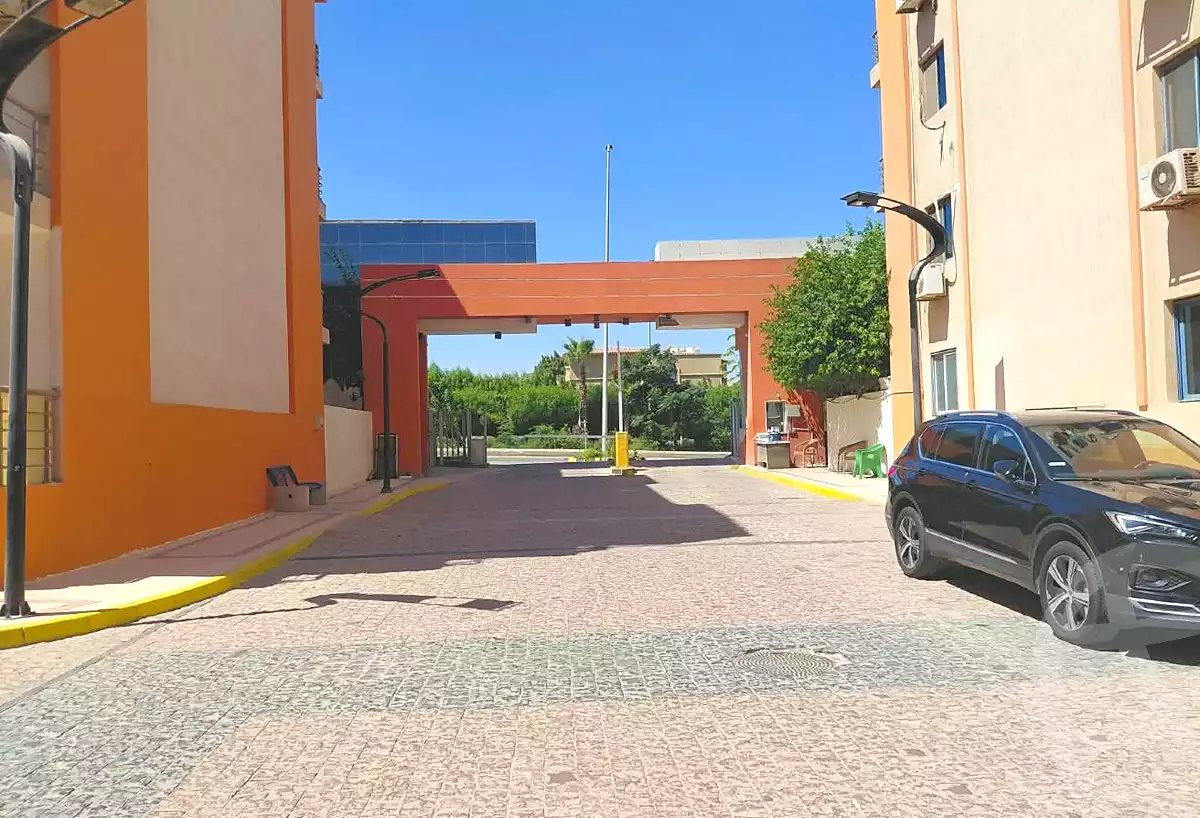 https://aqarmap.com.eg/ar/listing/7322465-for-sale-cairo-new-cairo-compounds-easy-life