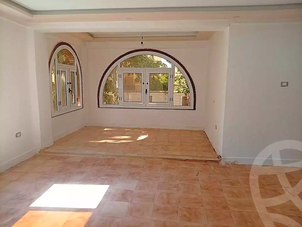 https://aqarmap.com.eg/ar/listing/7322486-for-rent-alexandria-al-agamy-bw-ywsf