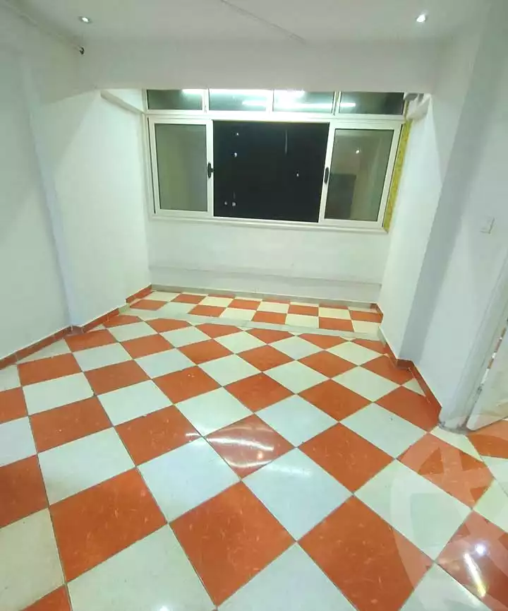 https://aqarmap.com.eg/ar/listing/7322494-for-sale-alexandria-sydy-bshr-sydy-bshr-bhry-gamal-abd-el-nasir-st