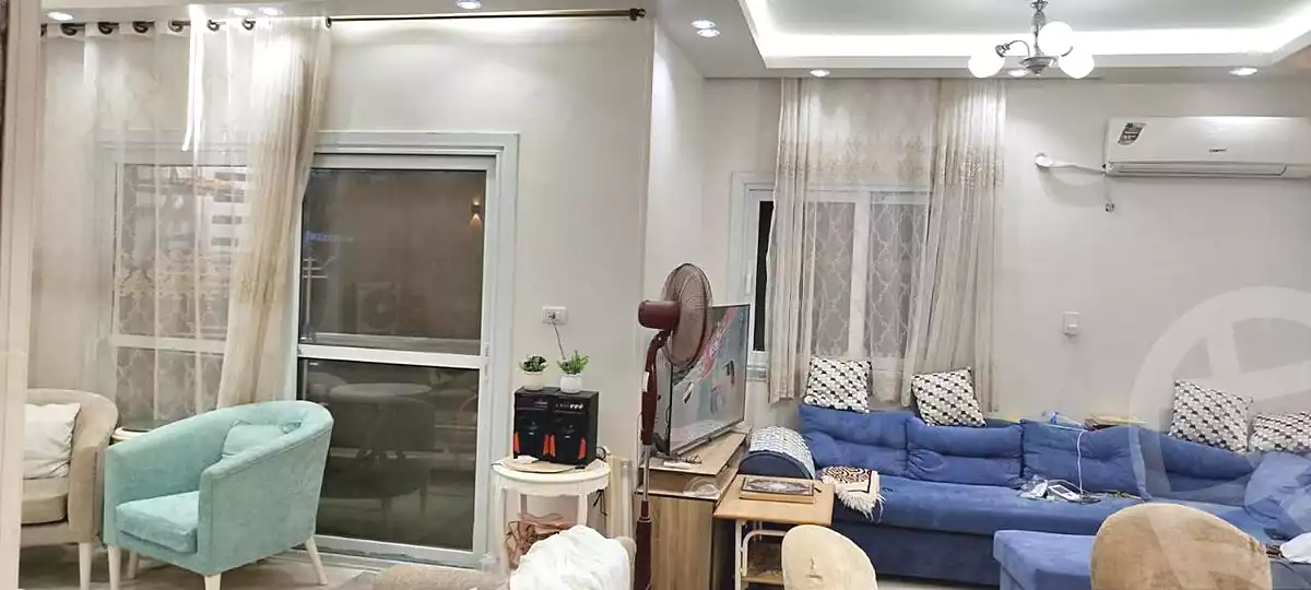 https://aqarmap.com.eg/ar/listing/7322540-for-sale-cairo-el-sheikh-zayed-city-compounds-el-khamayel