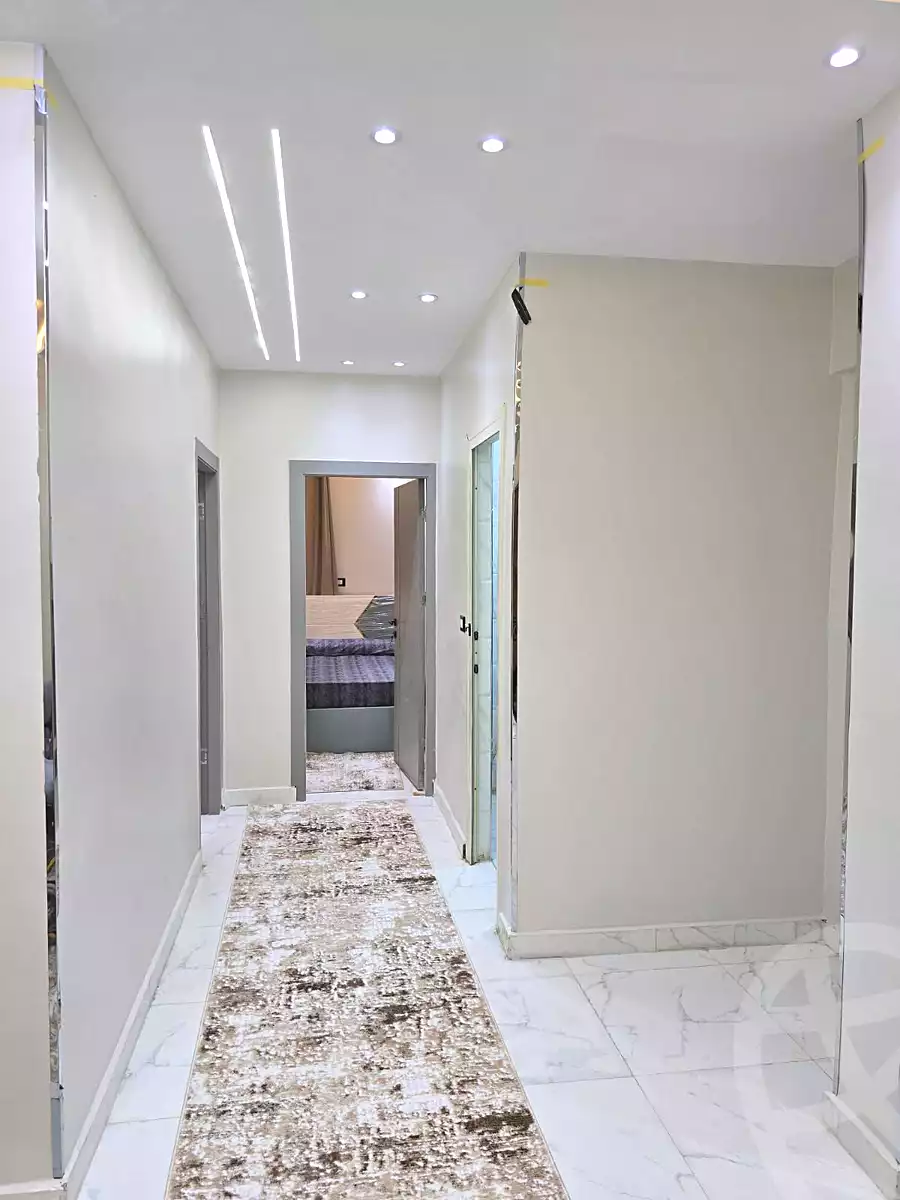 https://aqarmap.com.eg/ar/listing/7322565-for-rent-cairo-6th-of-october-el-ahyaa-neighborhood-1st-sixth-neighborhood