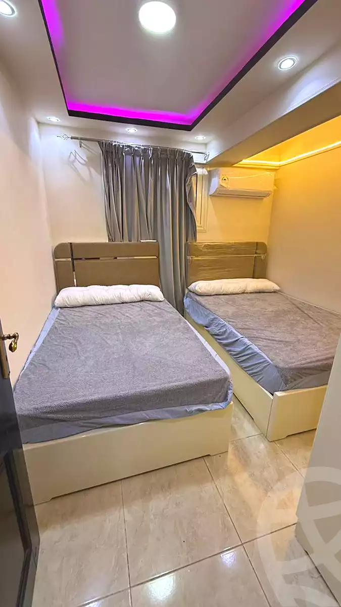 https://aqarmap.com.eg/ar/listing/7322572-for-rent-cairo-6th-of-october-el-ahyaa-neighborhood-1st-rich-bake-st