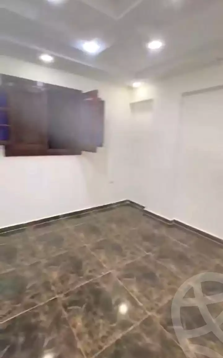 https://aqarmap.com.eg/en/listing/7322848-for-sale-alexandria-new-miami-street-10