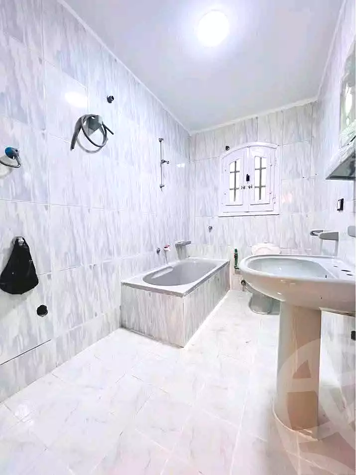 https://aqarmap.com.eg/en/listing/7323521-for-sale-alexandria-al-agamy-shataa-el-nakheel