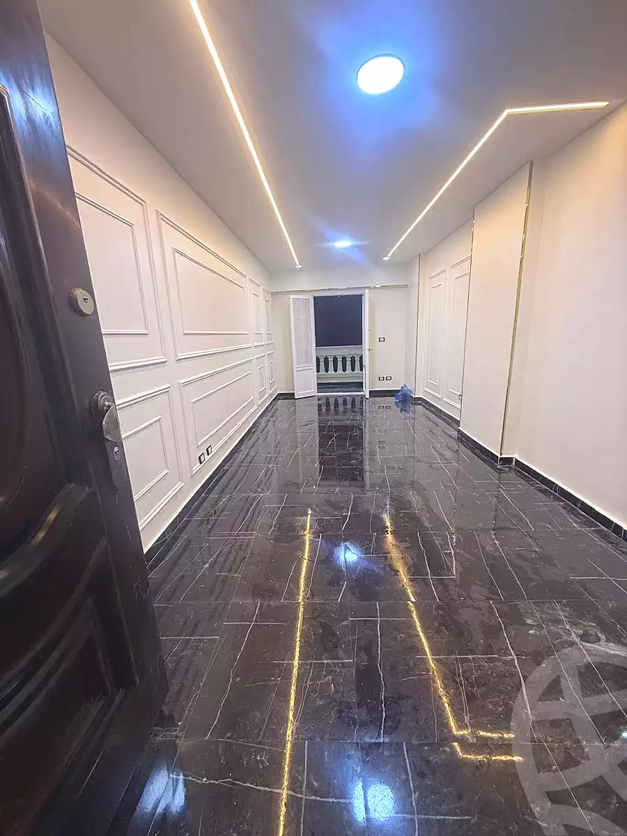 https://aqarmap.com.eg/ar/listing/7323658-for-sale-alexandria-sydy-bshr-sydy-bshr-bhry-gamal-abd-el-nasir-st