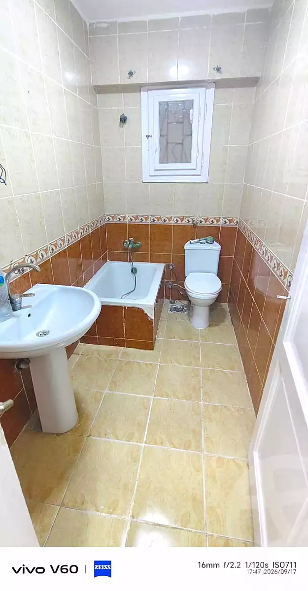 https://aqarmap.com.eg/en/listing/7323670-for-sale-alexandria-al-agamy-shataa-el-nakheel
