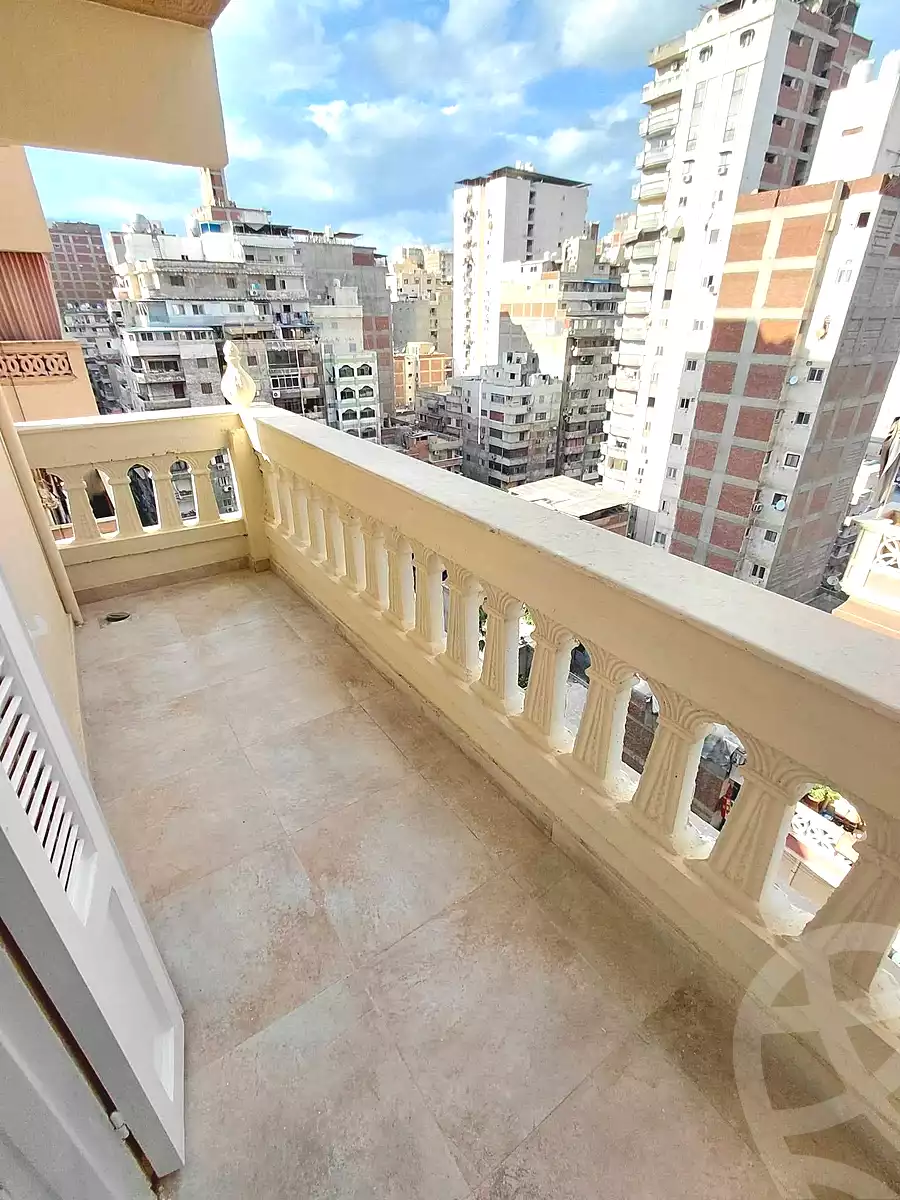 https://aqarmap.com.eg/en/listing/7323728-for-sale-alexandria-sydy-bshr-sydy-bshr-bhry-street-16