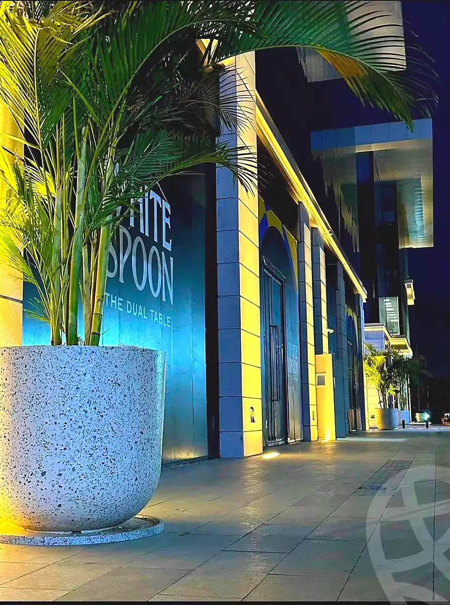 https://aqarmap.com.eg/en/listing/7323983-for-sale-cairo-new-cairo-compounds-golden-gate-redcon
