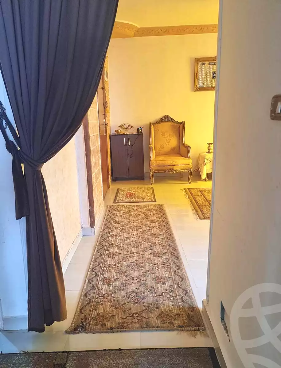https://aqarmap.com.eg/ar/listing/7324239-for-sale-alexandria-bolekly