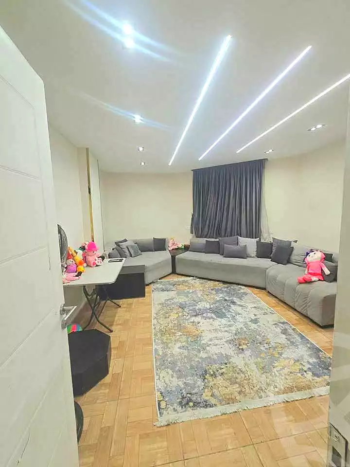 https://aqarmap.com.eg/en/listing/7324264-for-sale-cairo-ain-shams-ain-shams-el-sharkia-el-fairouz-st
