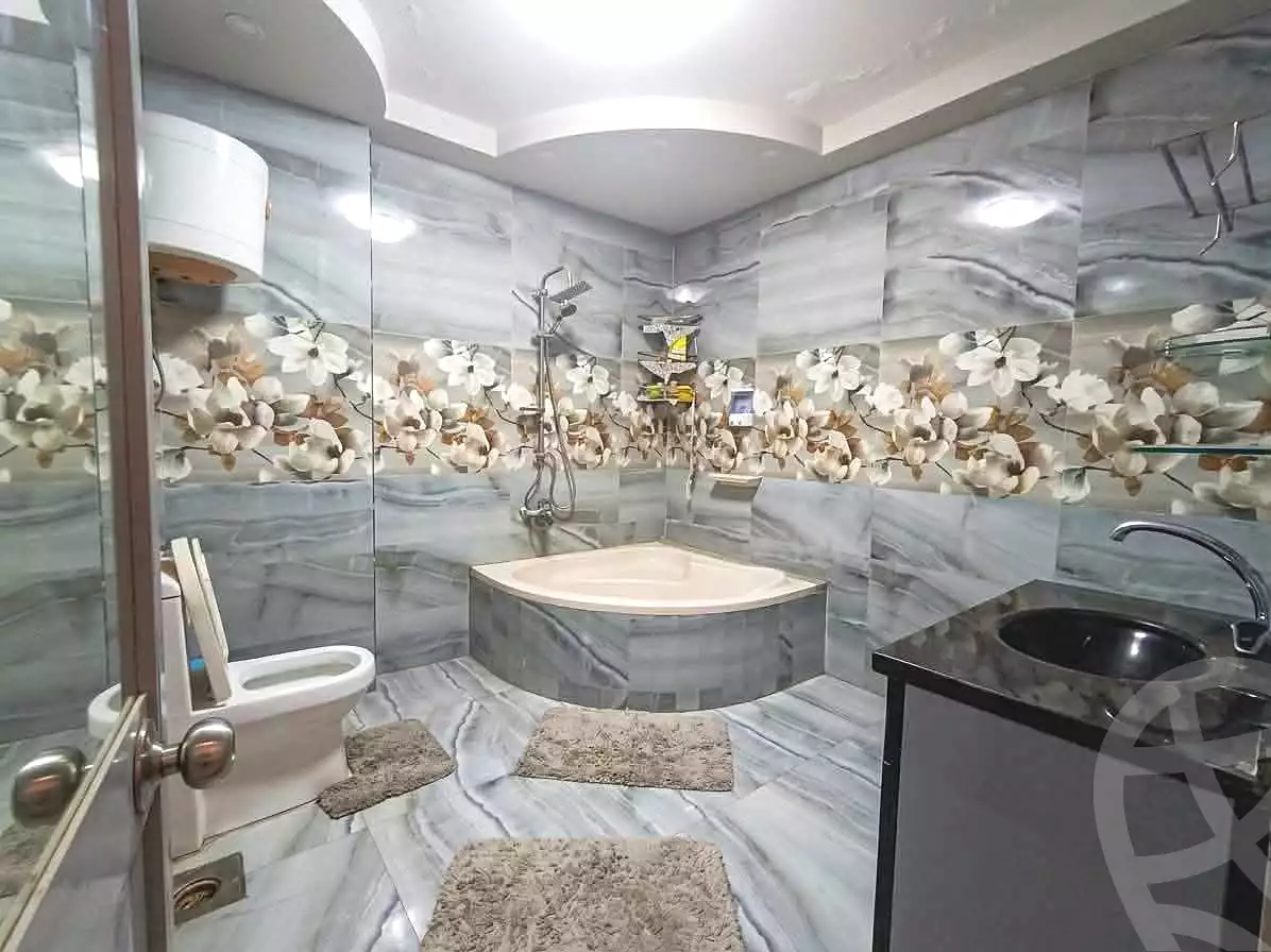 https://aqarmap.com.eg/ar/listing/7324273-for-sale-cairo-ain-shams-alf-maskn-ismail-el-fangari-st