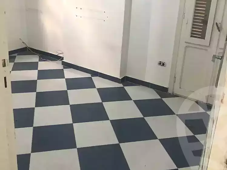 https://aqarmap.com.eg/en/listing/7324787-for-sale-alexandria-moharram-bey-tryq-qn-lswys