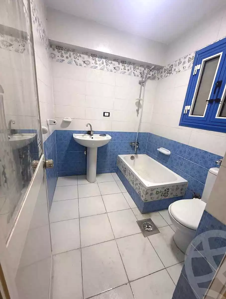 https://aqarmap.com.eg/ar/listing/7325102-for-sale-alexandria-sydy-bshr-sydy-bshr-bhry
