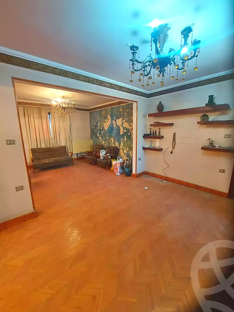 https://aqarmap.com.eg/ar/listing/7325861-for-sale-cairo-helwan-helwan-el-sharkeya-borhan-st